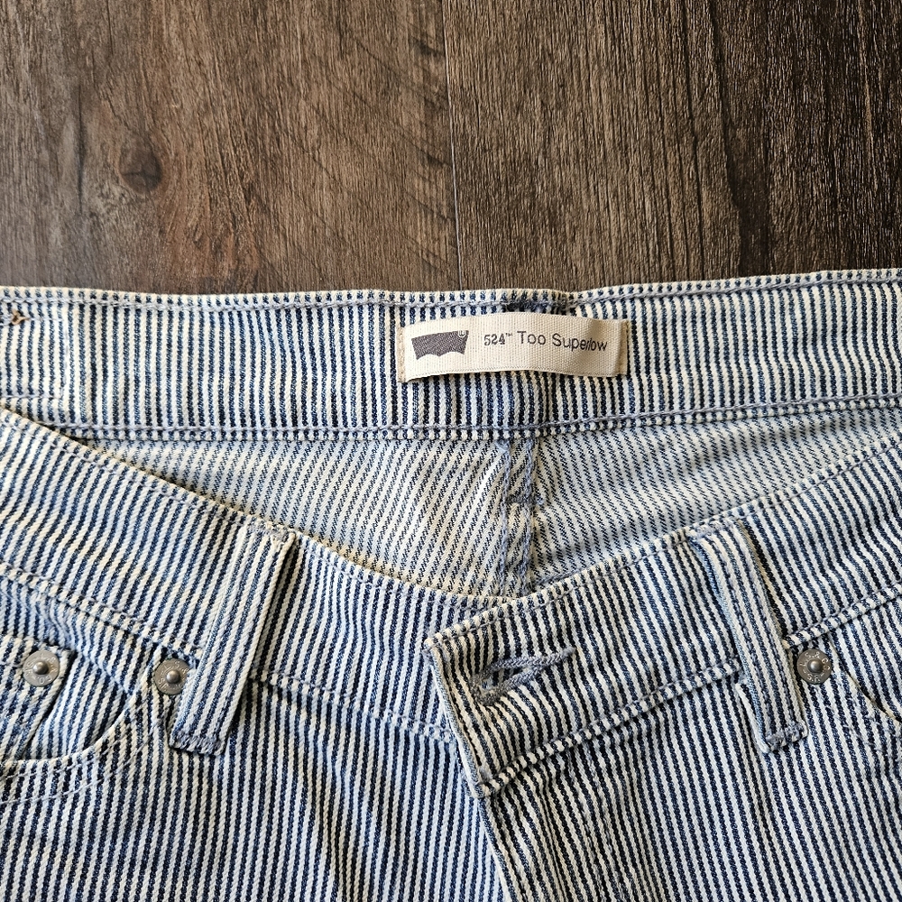 Jeans - Picture 6 of 6
